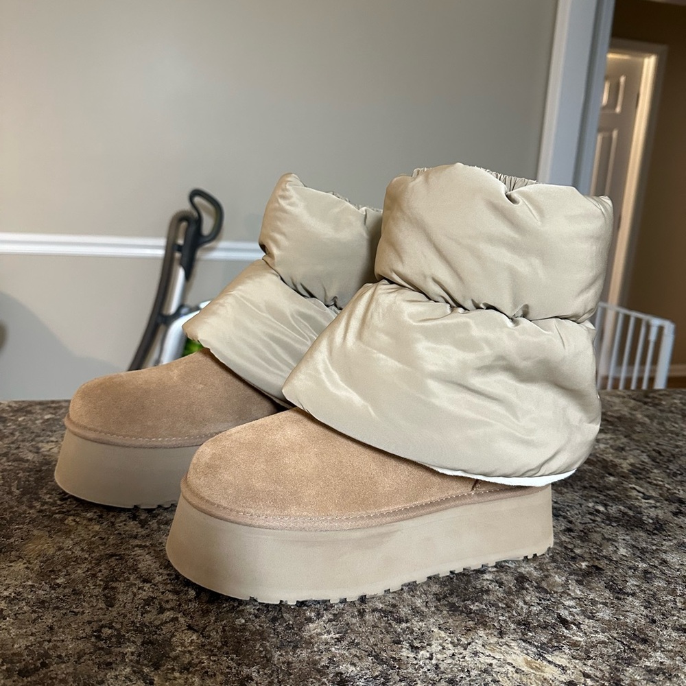 Ugg classic mini dipper puffer boot